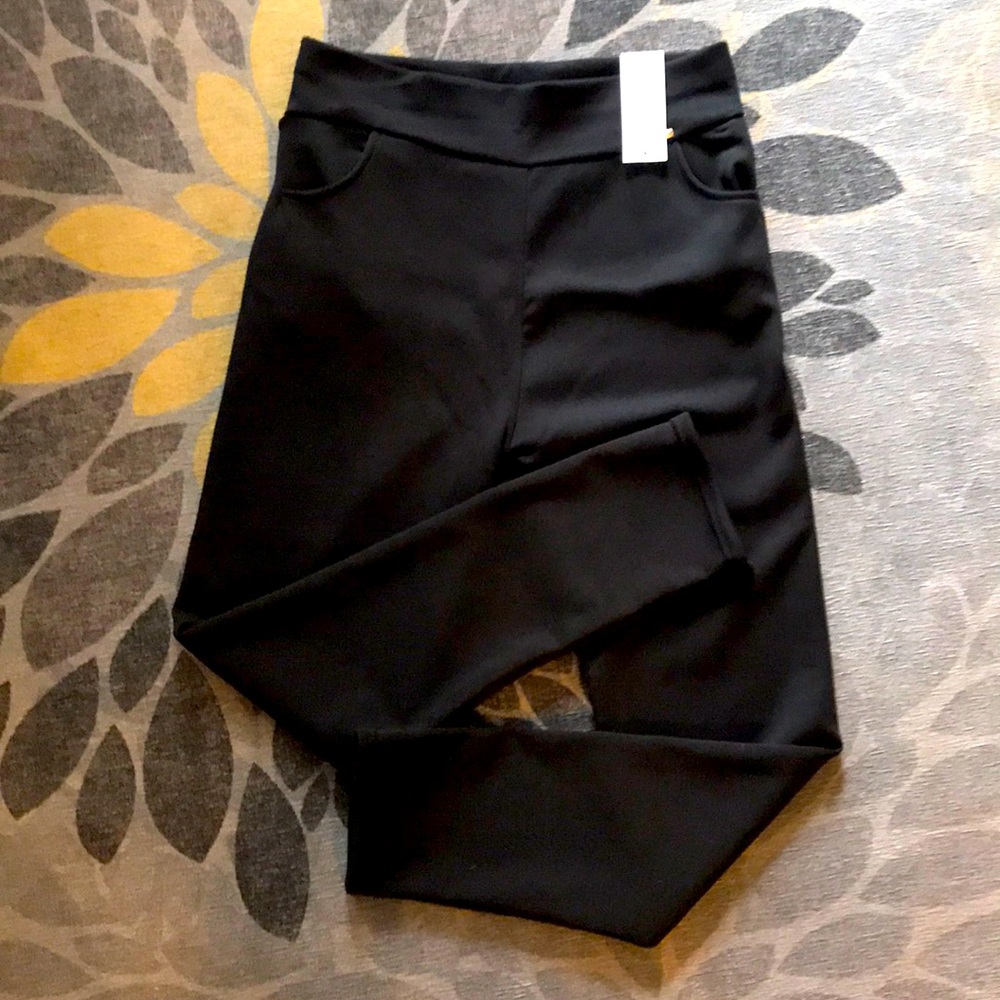 NWT Super soft black fleece-lined leggings